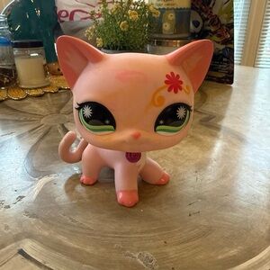The Littlest Petshop Large Pink Cat Bobblehead